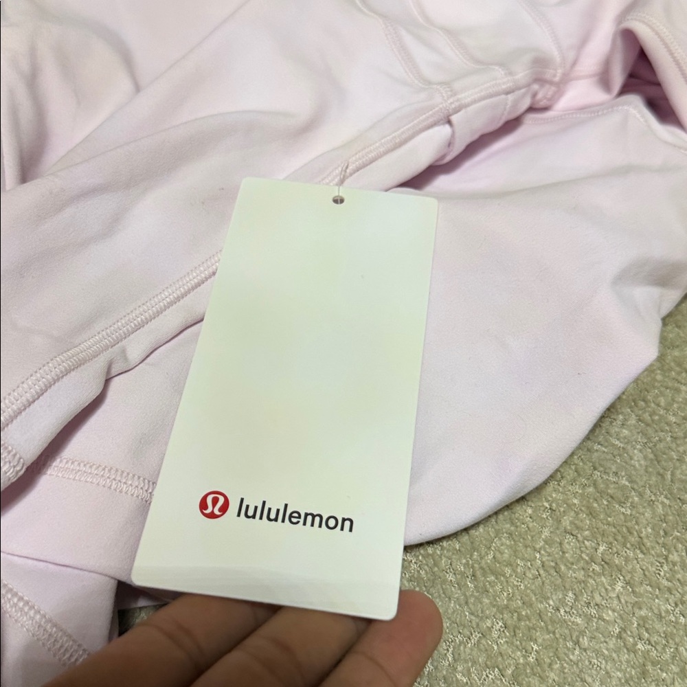 Lululemon Define Cropped Jacket *Nulu
Blissful Pink size 14 - Picture 11 of 12